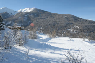 les Orres et les chalets l'hiver à la montagne 9