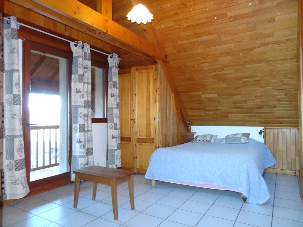 chambres : les orres chalet le pelve appartement le Lagopède